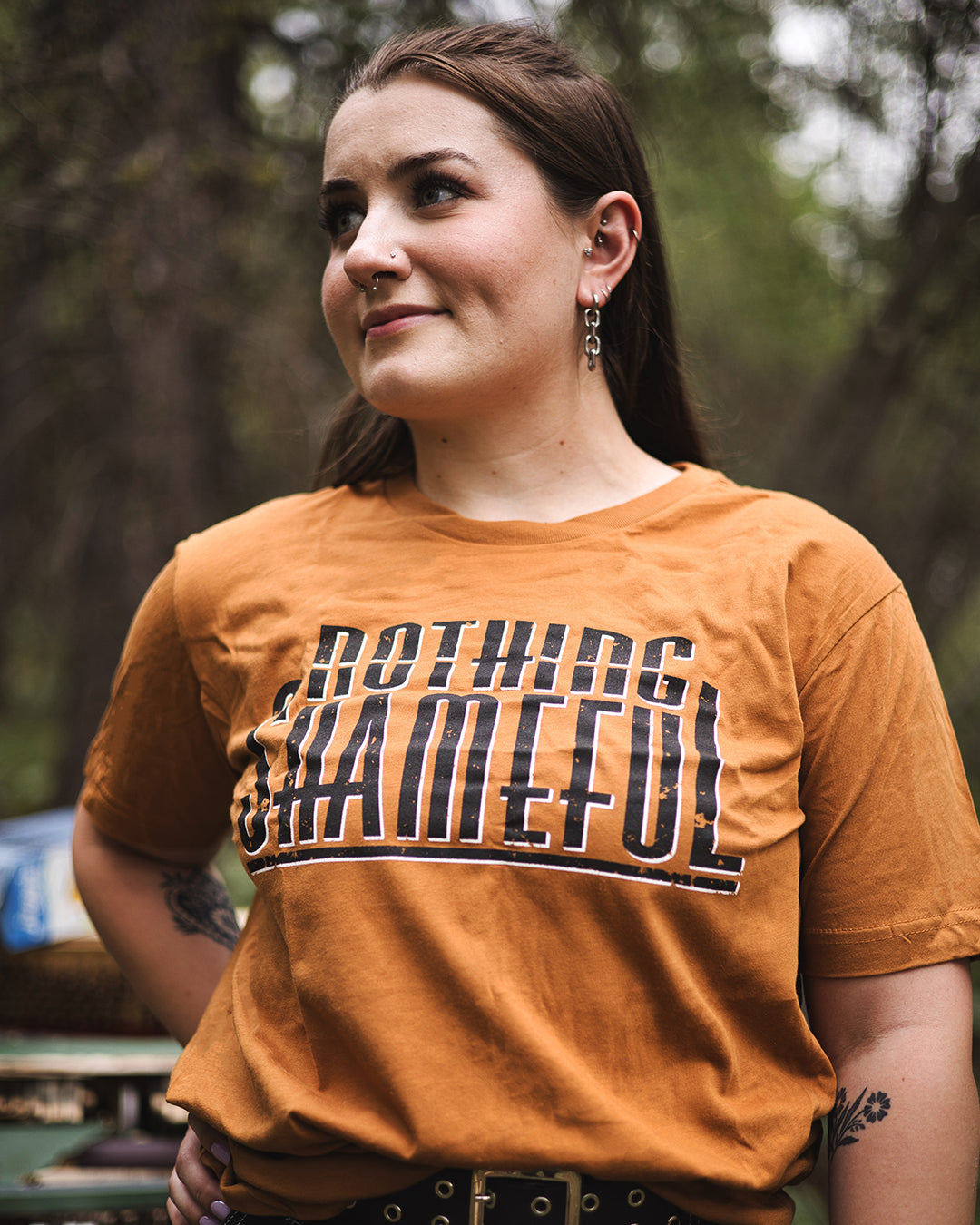 Logo T-Shirt - Meerkat Brown