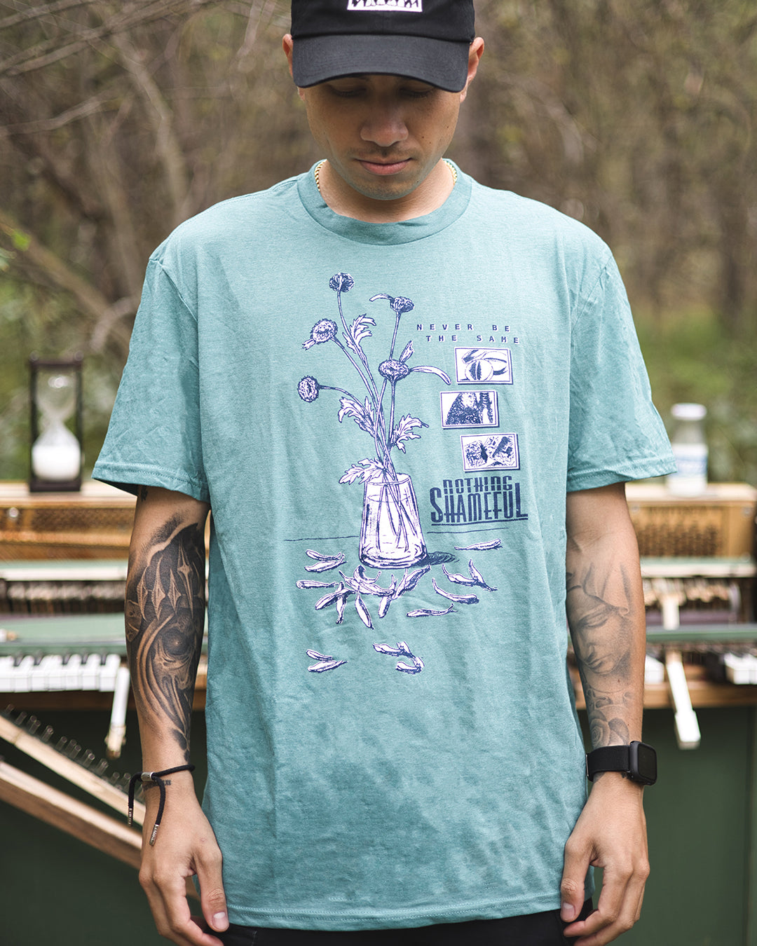 Vase T-Shirt - Heather Teal